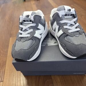 New Balance IV5740VB Bungee Shoes (Toddler)